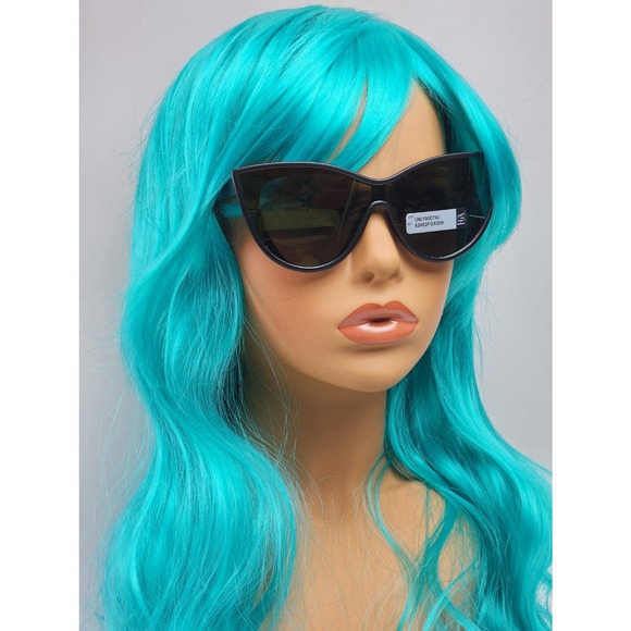 Foster Grant Full Butterfly / Cat Eye Frame Blue Mirrored Sunglasses 52662FGX009 - Picture 2 of 11